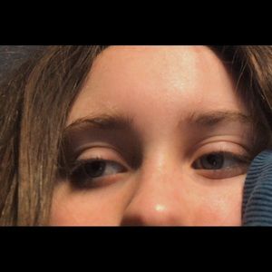 Meet your Posher, Eva